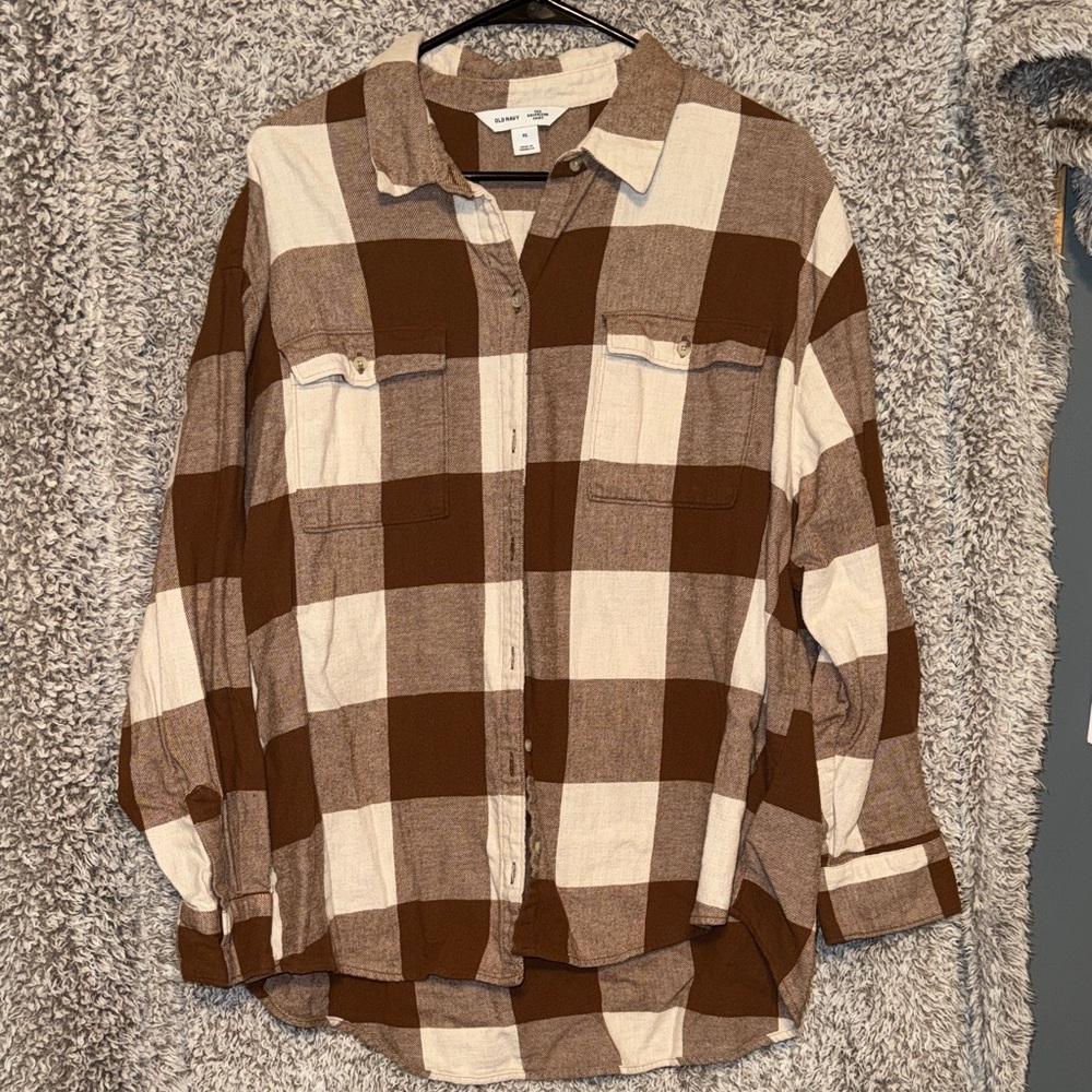 Old Navy Plaid Flannel Button Down Boyfriend Shirt